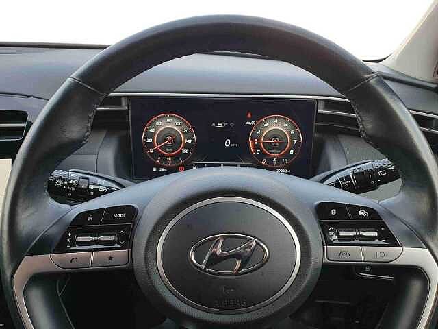 Hyundai TUCSON 1.6 TGDi Premium 5dr 2WD White