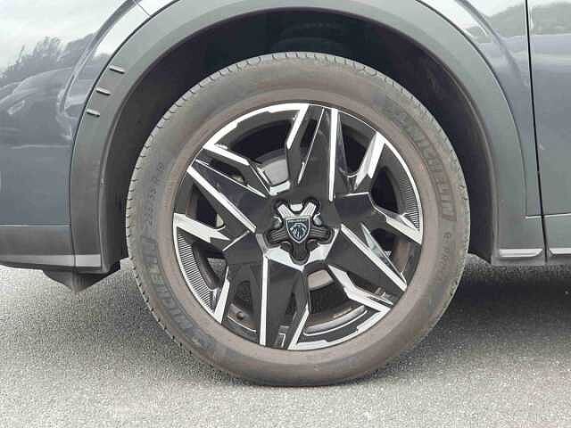 Peugeot 3008 1.2 Hybrid 136 GT 5dr e-DSC6