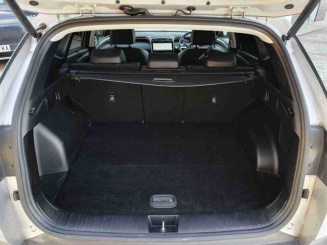 Hyundai TUCSON 1.6 TGDi Hybrid 230 Ultimate 5dr 2WD Auto Silver