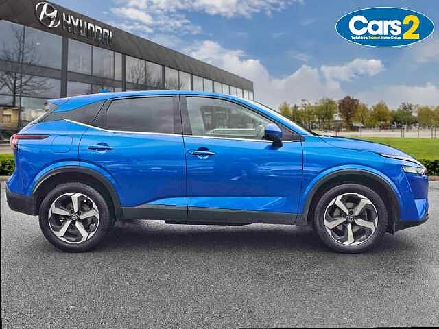 Nissan Qashqai 1.3 DiG-T MH 158 N-Connecta 5dr