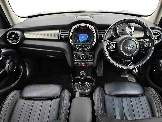 MINI HATCHBACK 1.5 Cooper Exclusive II 5dr Auto