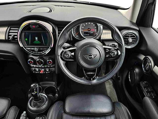 MINI HATCHBACK 1.5 Cooper Exclusive II 5dr Auto