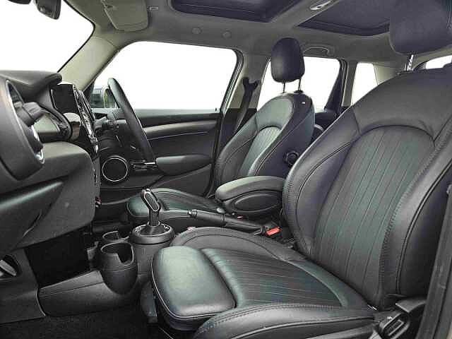 MINI HATCHBACK 1.5 Cooper Exclusive II 5dr Auto