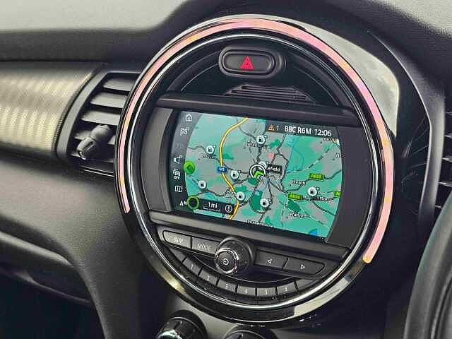MINI HATCHBACK 1.5 Cooper Exclusive II 5dr Auto