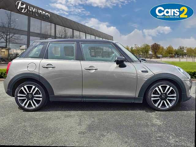 MINI HATCHBACK 1.5 Cooper Exclusive II 5dr Auto