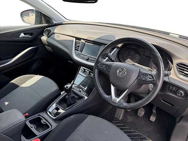 Vauxhall Grandland X 1.2 Turbo SE 5dr