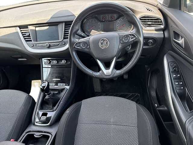 Vauxhall Grandland X 1.2 Turbo SE 5dr