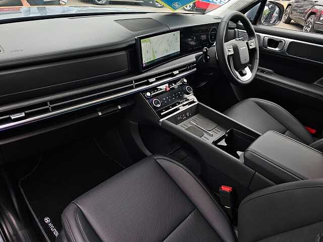 Hyundai Santa Fe 1.6 TGDi 239 Hybrid Premium 5dr Auto