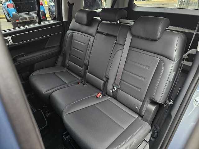 Hyundai Santa Fe 1.6 TGDi 239 Hybrid Premium 5dr Auto