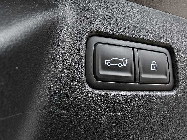 Hyundai Santa Fe 1.6 TGDi 239 Hybrid Premium 5dr Auto