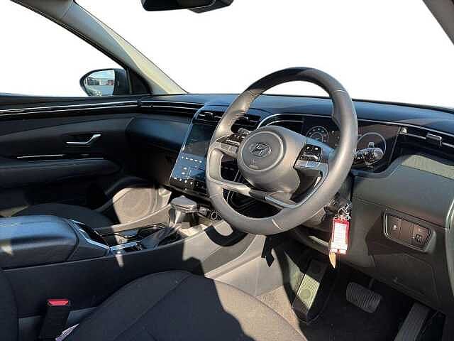 Hyundai TUCSON 1.6 TGDi 48V MHD SE Connect 5dr 2WD DCT Silver