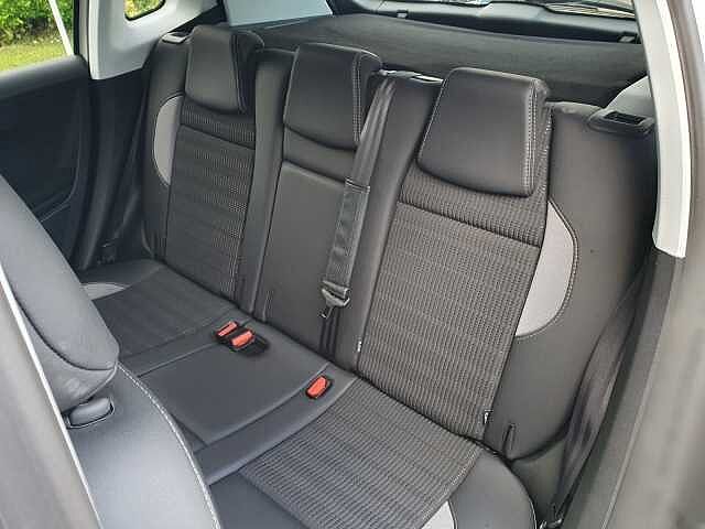 Peugeot 2008 1.2 PureTech 110 Allure 5dr EAT6