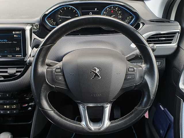 Peugeot 2008 1.2 PureTech 110 Allure 5dr EAT6