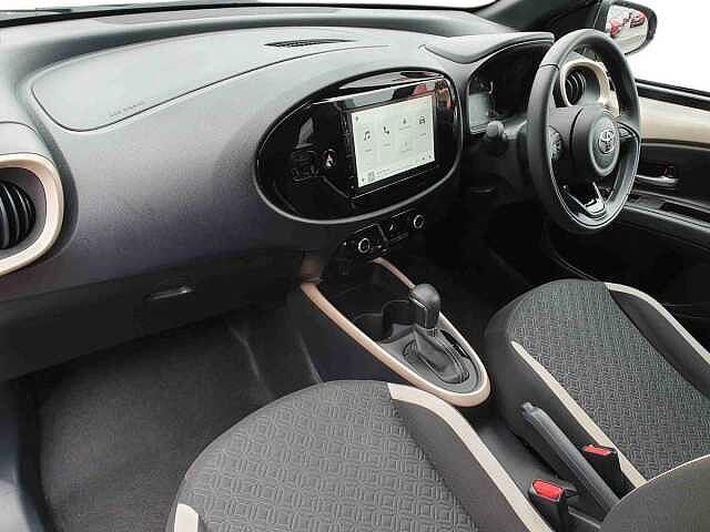 Toyota Aygo X 1.0 VVT-i Edge 5dr Auto