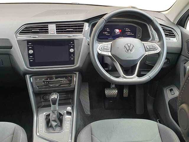 Volkswagen Tiguan 2.0 TDI Elegance 5dr DSG