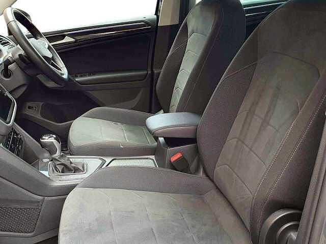 Volkswagen Tiguan 2.0 TDI Elegance 5dr DSG