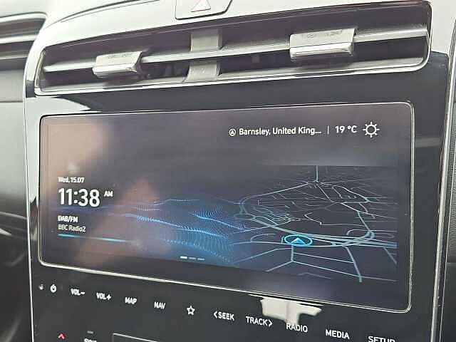 Hyundai TUCSON 1.6 TGDi Hybrid 230 SE Connect 5dr 2WD Auto Red