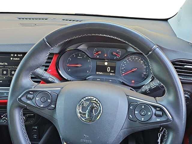 Vauxhall Crossland 1.2 SRi Nav 5dr