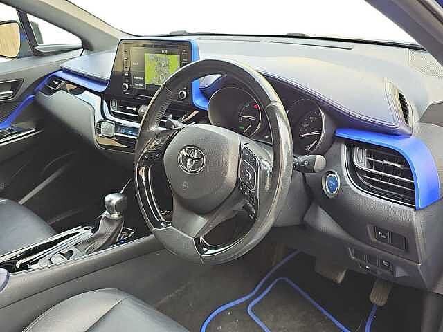 Toyota C-HR 1.8 Hybrid Dynamic 5dr CVT