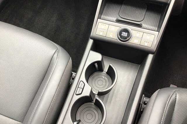 Hyundai KONA 1.6 GDi Hybrid Ultimate 5dr DCT Atlas White