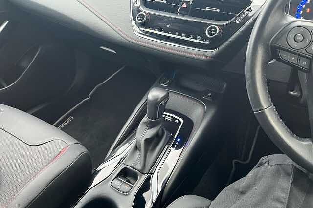 Toyota Corolla 1.8 VVT-i Hybrid Excel 5dr CVT