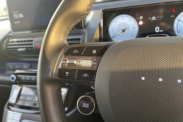 Hyundai INSTER 85kW 02 49kWh 5dr Auto Natural Ivory