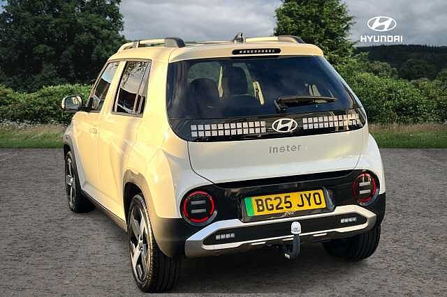 Hyundai INSTER 85kW 02 49kWh 5dr Auto Natural Ivory