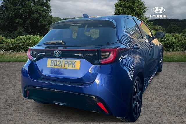 Toyota Yaris 1.5 Hybrid Dynamic 5dr CVT