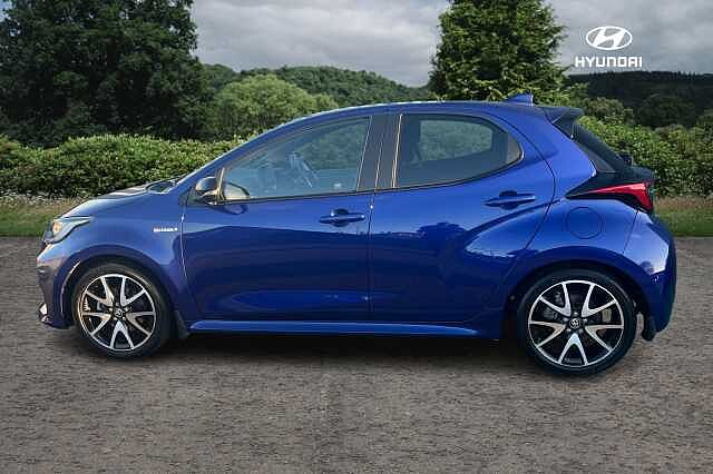 Toyota Yaris 1.5 Hybrid Dynamic 5dr CVT
