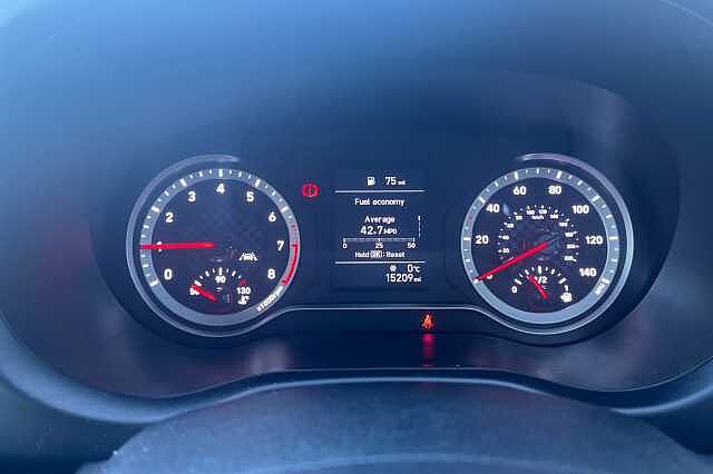 Hyundai I10 MPI SE Mangrove Green