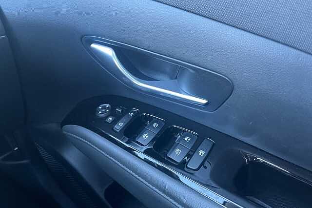 Hyundai TUCSON T-GDI ULTIMATE Polar White