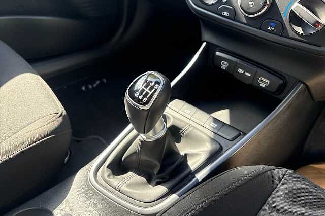 Hyundai i20 T-GDI ADVANCE