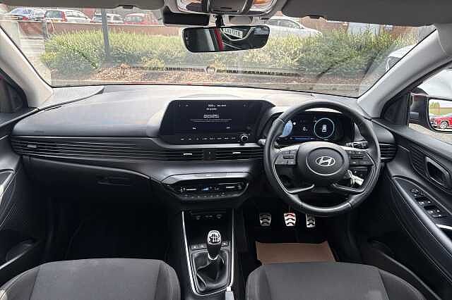 Hyundai BAYON T-GDI PREMIUM Dragon Red