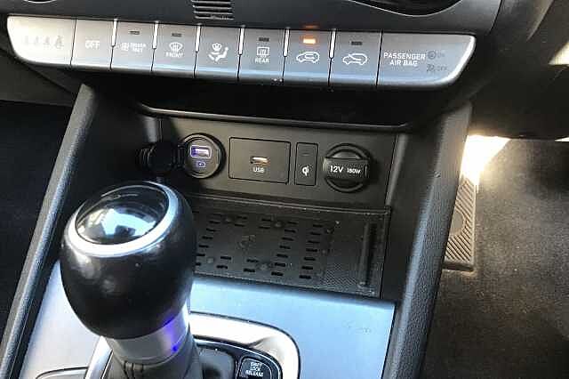 Hyundai KONA GDI PREMIUM Pulse Red