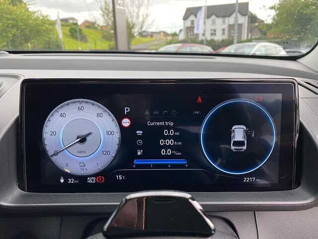 Hyundai INSTER 85Kw 02 49Kwh 5Dr Auto