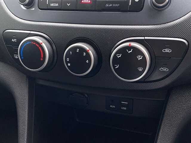 Hyundai I10 1.0 Play 5Dr