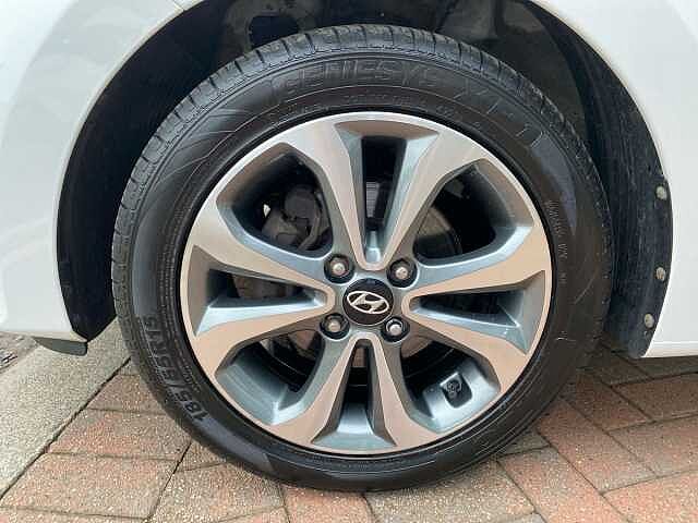 Hyundai I10 1.0 Play 5Dr