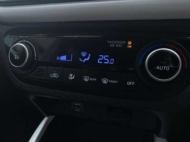 Hyundai I10 1.0 Mpi Premium 5Dr