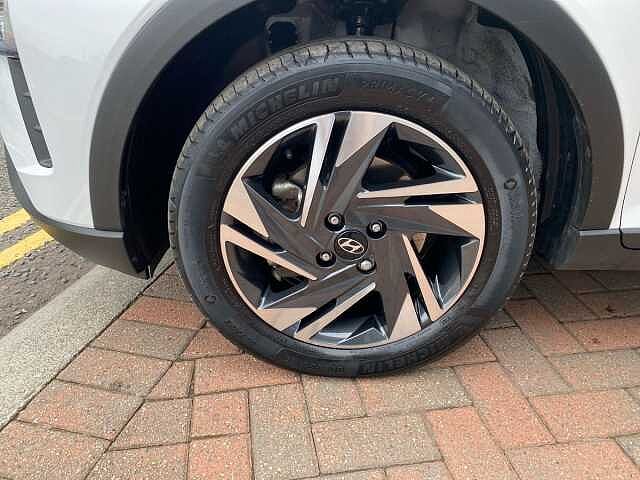 Hyundai BAYON 1.0 Tgdi 48V Mhev Se Connect 5Dr Dct