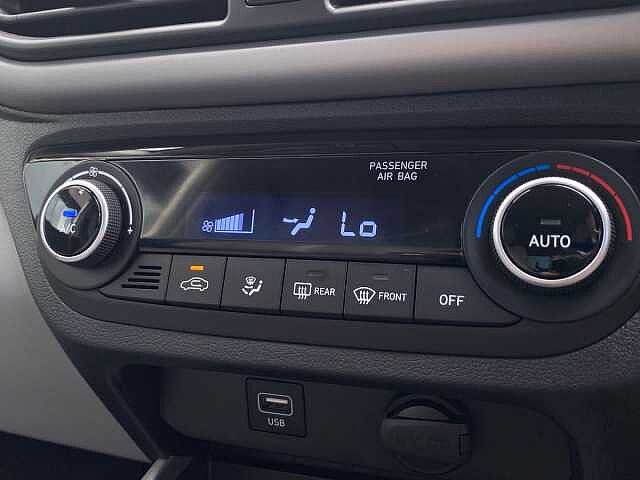 Hyundai I10 1.0 Mpi Premium 5Dr Auto