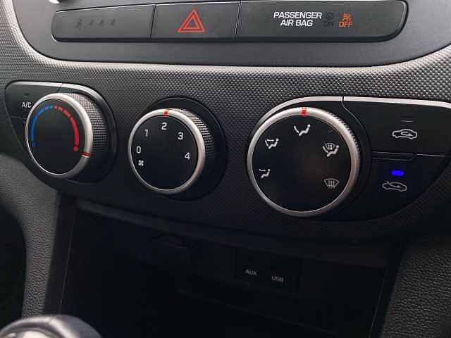 Hyundai I10 1.2 Se 5Dr Auto