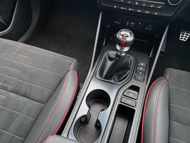 Hyundai TUCSON 1.6 Tgdi 177 N Line 5Dr 2Wd Polar White