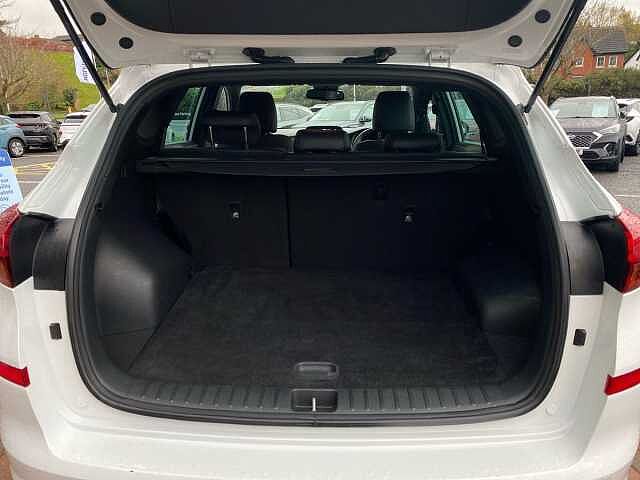 Hyundai TUCSON 1.6 Tgdi 177 N Line 5Dr 2Wd Polar White