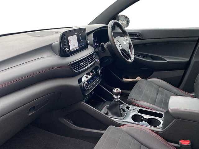 Hyundai TUCSON 1.6 Tgdi 177 N Line 5Dr 2Wd Polar White