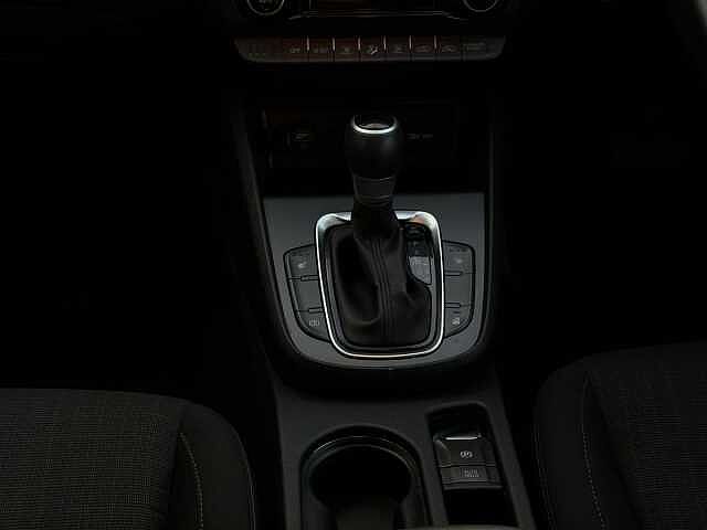 Hyundai KONA 1.6 Gdi Hybrid Premium 5Dr Dct Pulse Red