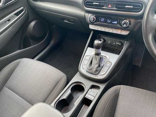 Hyundai KONA 1.6 H-Gdi Premium Suv 5Dr Petrol Hybrid Dct Euro 6 (S/S) (141 Ps)