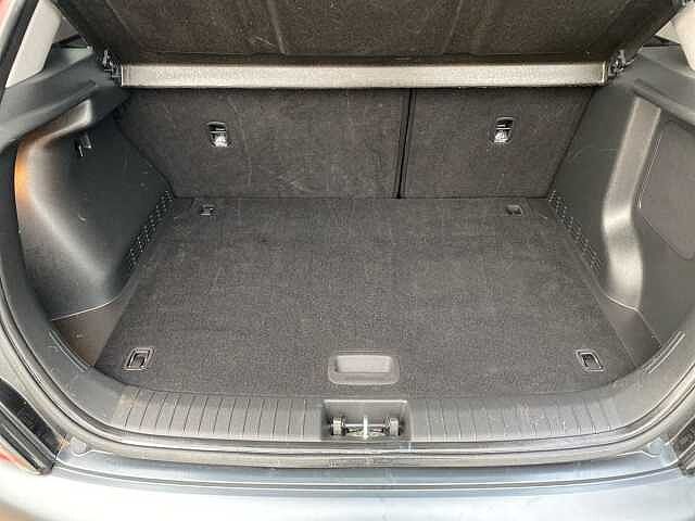 Hyundai KONA 1.6 H-Gdi Premium Suv 5Dr Petrol Hybrid Dct Euro 6 (S/S) (141 Ps)