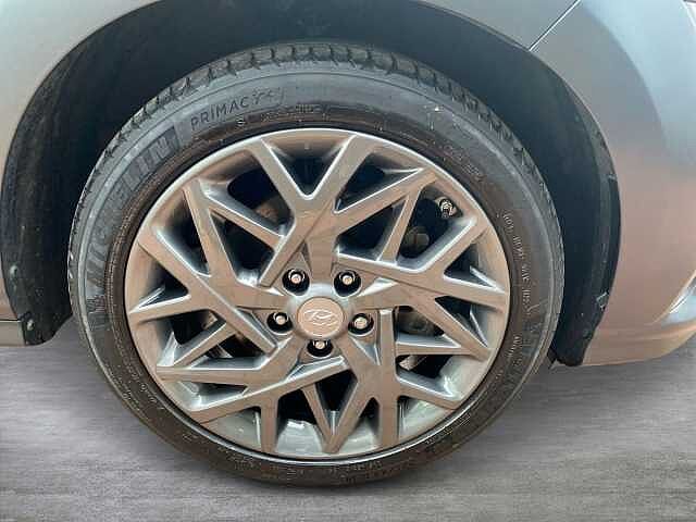 Hyundai KONA 1.6 H-Gdi Premium Suv 5Dr Petrol Hybrid Dct Euro 6 (S/S) (141 Ps)