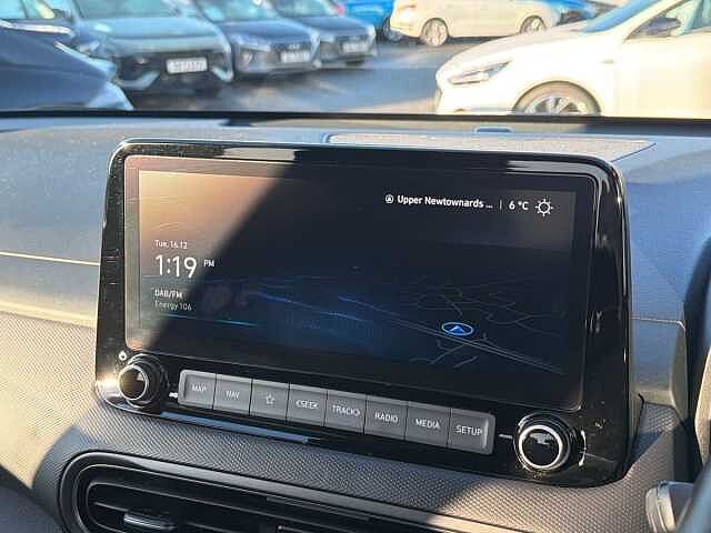 Hyundai KONA 1.6 H-Gdi Premium Suv 5Dr Petrol Hybrid Dct Euro 6 (S/S) (141 Ps)