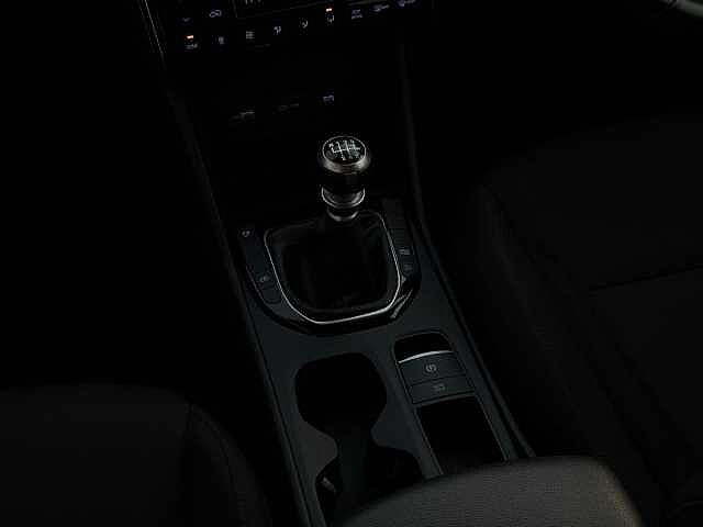 Hyundai TUCSON 1.6 T-Gdi Se Connect Suv 5Dr Petrol Manual Euro 6 (S/S) (150 Ps) Shimmering Silver